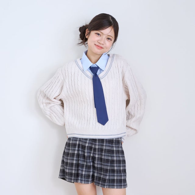 【洗える】¥nネクタイ付レイヤードニット （アイボリー）