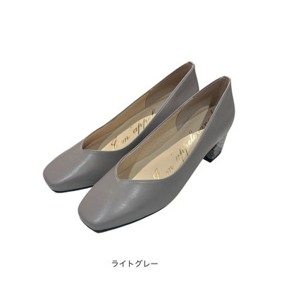 スクエアトゥデザインヒールパンプス （ライトグレー）｜詳細画像