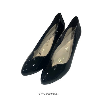 Vカットパンプス （ブラックエナメル）｜詳細画像