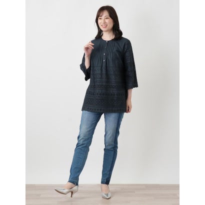 レリアン Leilian 刺繍ピンタックブラウス （レッド）｜詳細画像