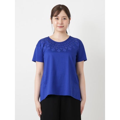 刺繍クルーネックカットソー （セルリアンブルー）｜詳細画像
