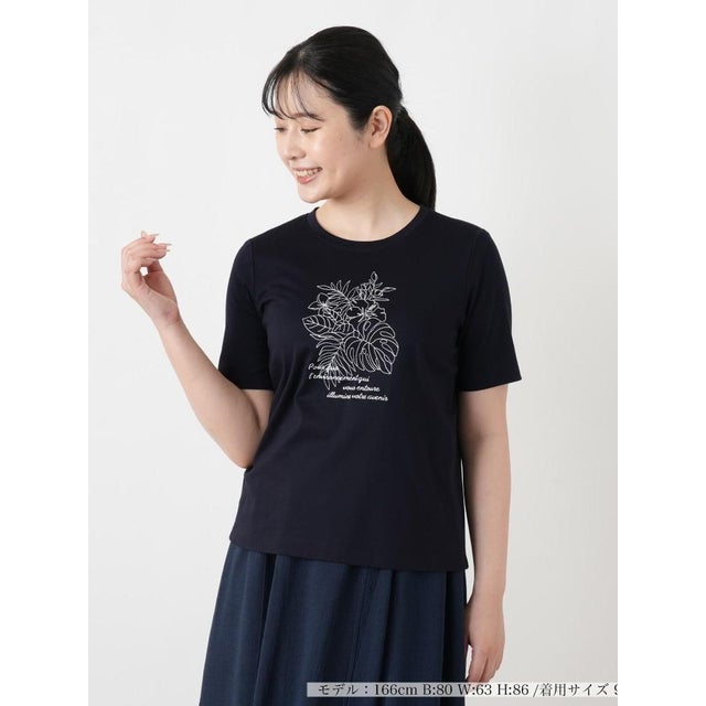 ボタニカル柄クルーネックTシャツ （ネイビー）