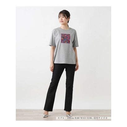 レリアン Leilian フラワーモチーフTシャツ （グレー）｜詳細画像