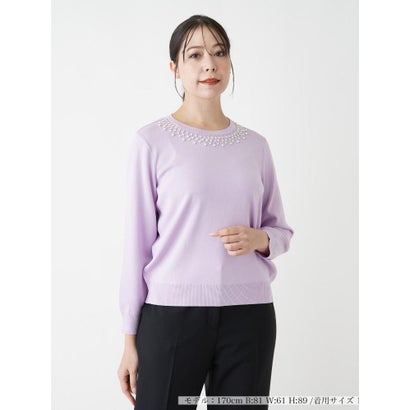 レリアンプラスハウス Leilian PLUS HOUSE 【店頭人気】ビジューネックニット （ライラック）｜詳細画像