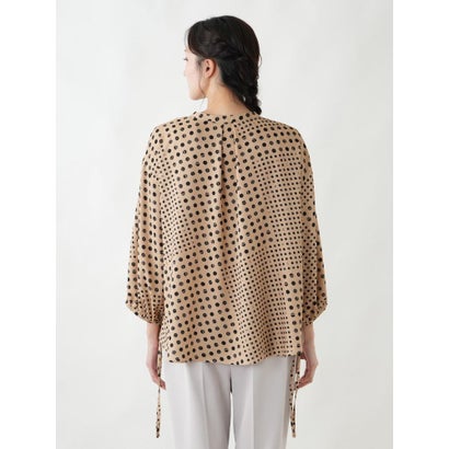 【店頭人気】ブラウス【MUSE BY ROCHAS Premiere】 （キャメル）｜詳細画像