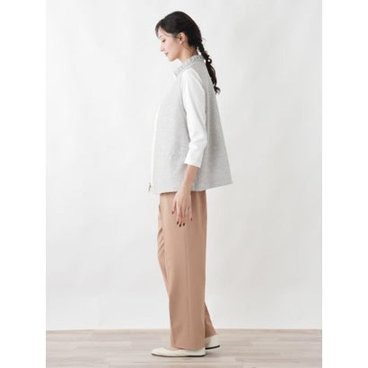 レリアンプラスハウス Leilian PLUS HOUSE 【店頭人気】スタンドカラーラメジップベスト【ROCHAS Premiere】 （ライトグレー）｜詳細画像