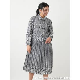 【店頭人気】幾何学花柄プリーツワンピース【ROCHAS Premiere】 （ネイビー）