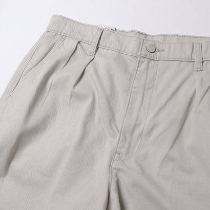 リーバイス LEVI'S バギープリーツショーツ ホワイト （Neutrals）｜詳細画像