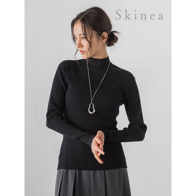 【Skinea】≪着るスキンケア≫リブハイネックニット （ブラック）