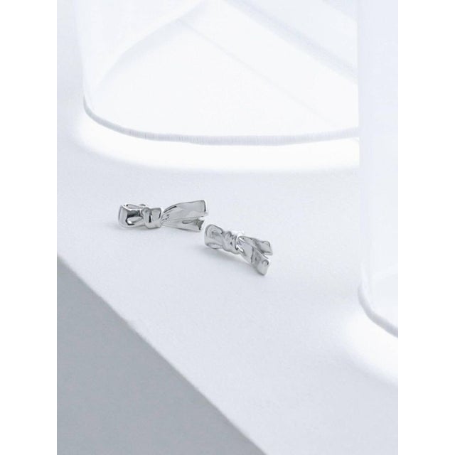 ノットリボンピアス （シルバー）