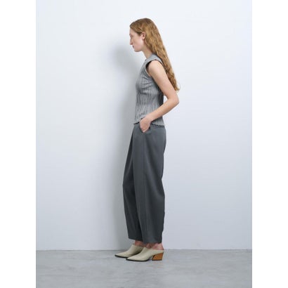 ランバン オン ブルー LANVIN en Bleu アイレットリブノースリーブニット （レッド）｜詳細画像
