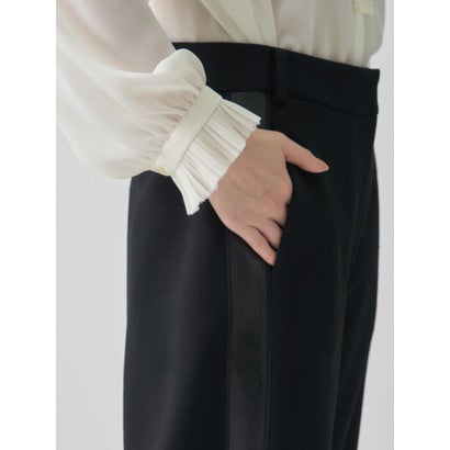 ランバン コレクション LANVIN COLLECTION ポンチ素材パンツ （ブラック）｜詳細画像