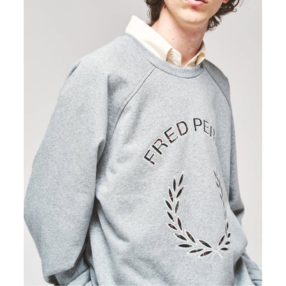 FRED PERRY / フレッドペリー TARTAN APPLIQUE SWEATSHIRT （ネイビー）｜詳細画像