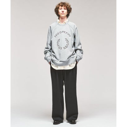 FRED PERRY / フレッドペリー TARTAN APPLIQUE SWEATSHIRT （グレー）｜詳細画像