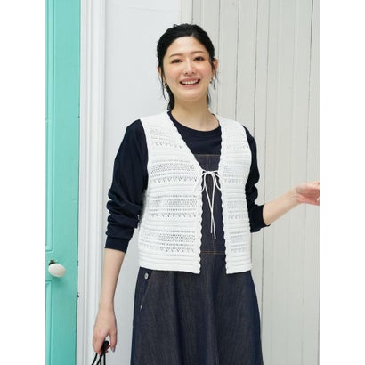 透かし編みVネックニットベスト （ライトベージュ）｜詳細画像