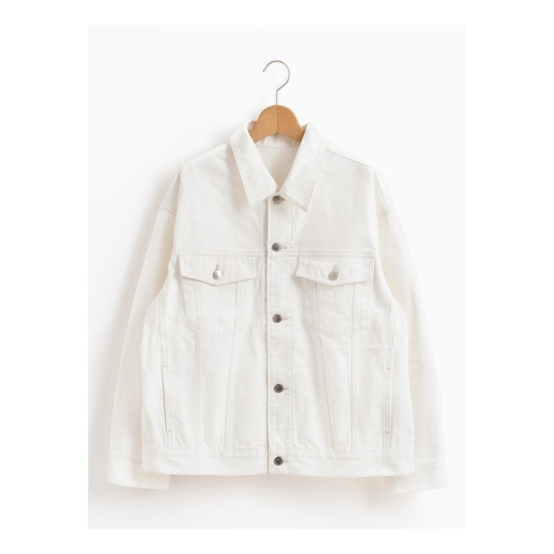 le.coeur blanc ルーズデニムジャケット（ホワイト） -ファッション 
