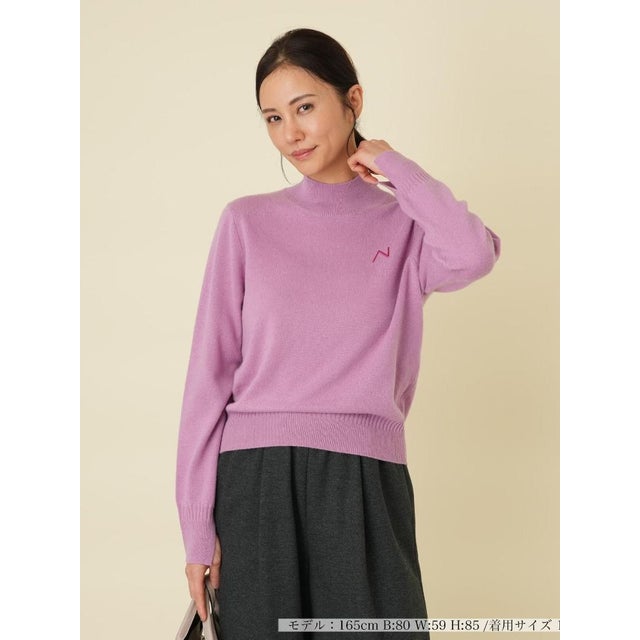 刺繍ハイネックニット【NEMIKA】 （パープル）
