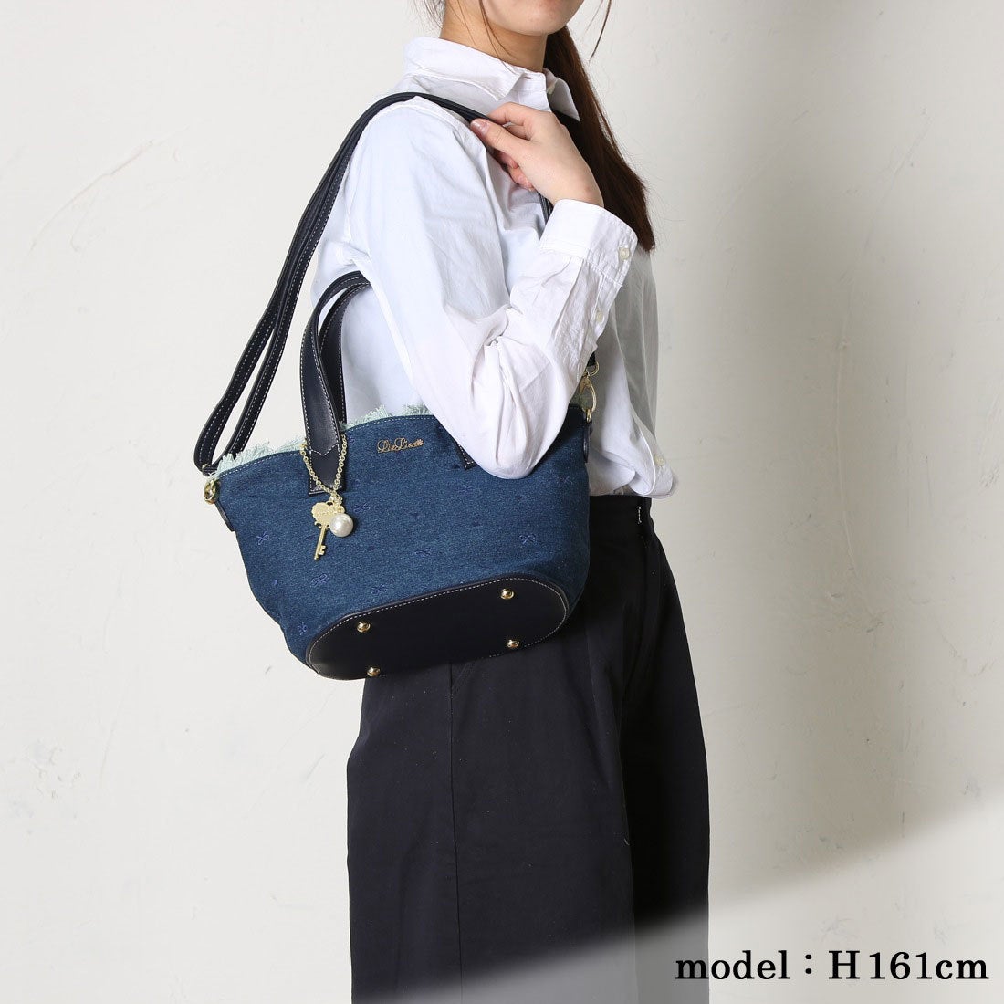 リズリサ LIZ LISA ジーナ 鍵チャーム付き刺繍デニム2WAYミニトート 