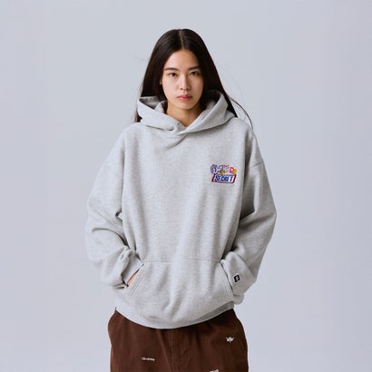 エンブロイダリー フーディ（EMBROIDERY HOODIE） （GRAY）｜詳細画像