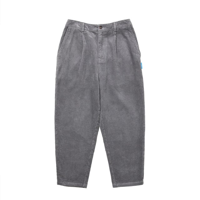 コーデュロイ テーパード スラックス（CORDUROY TAPERED SLACKS） （CHACOAL）