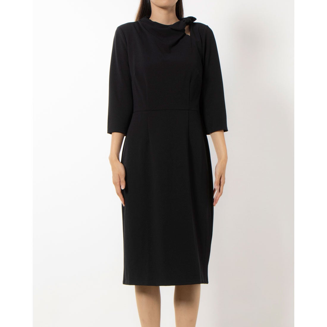 リズクレイボーン Liz Claiborne リボンドレープネック・美タイト 