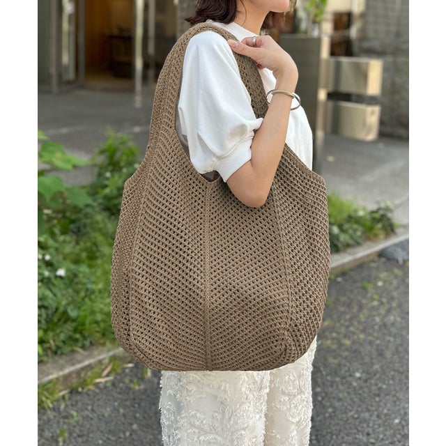 かぎ編みニットトートバッグ（ベージュ）