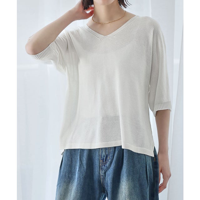 ラメ糸織Vネックニットトップス（ホワイト）