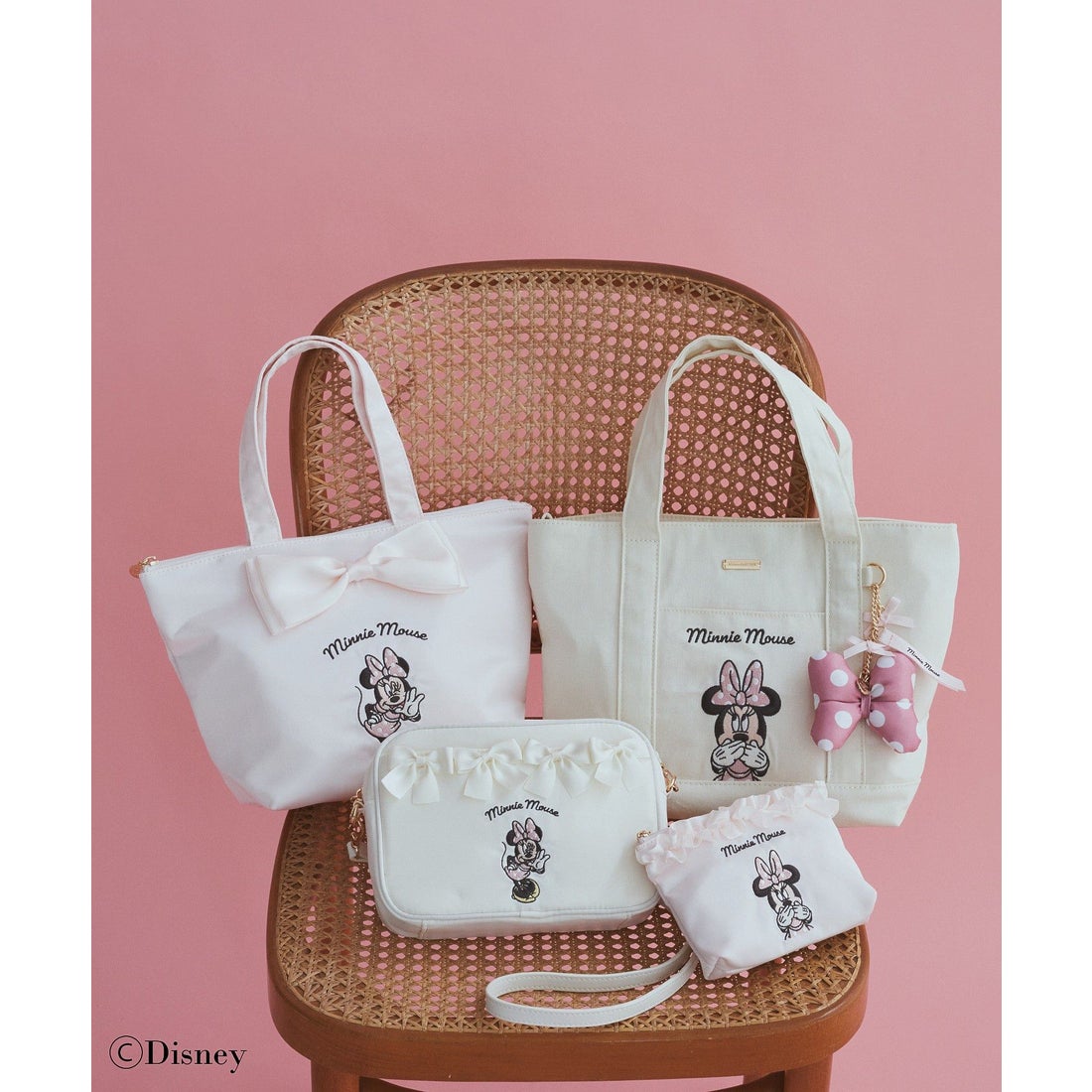 メゾン ド フルール Maison de FLEUR Minnie Mouse/刺繍フリルポーチ 