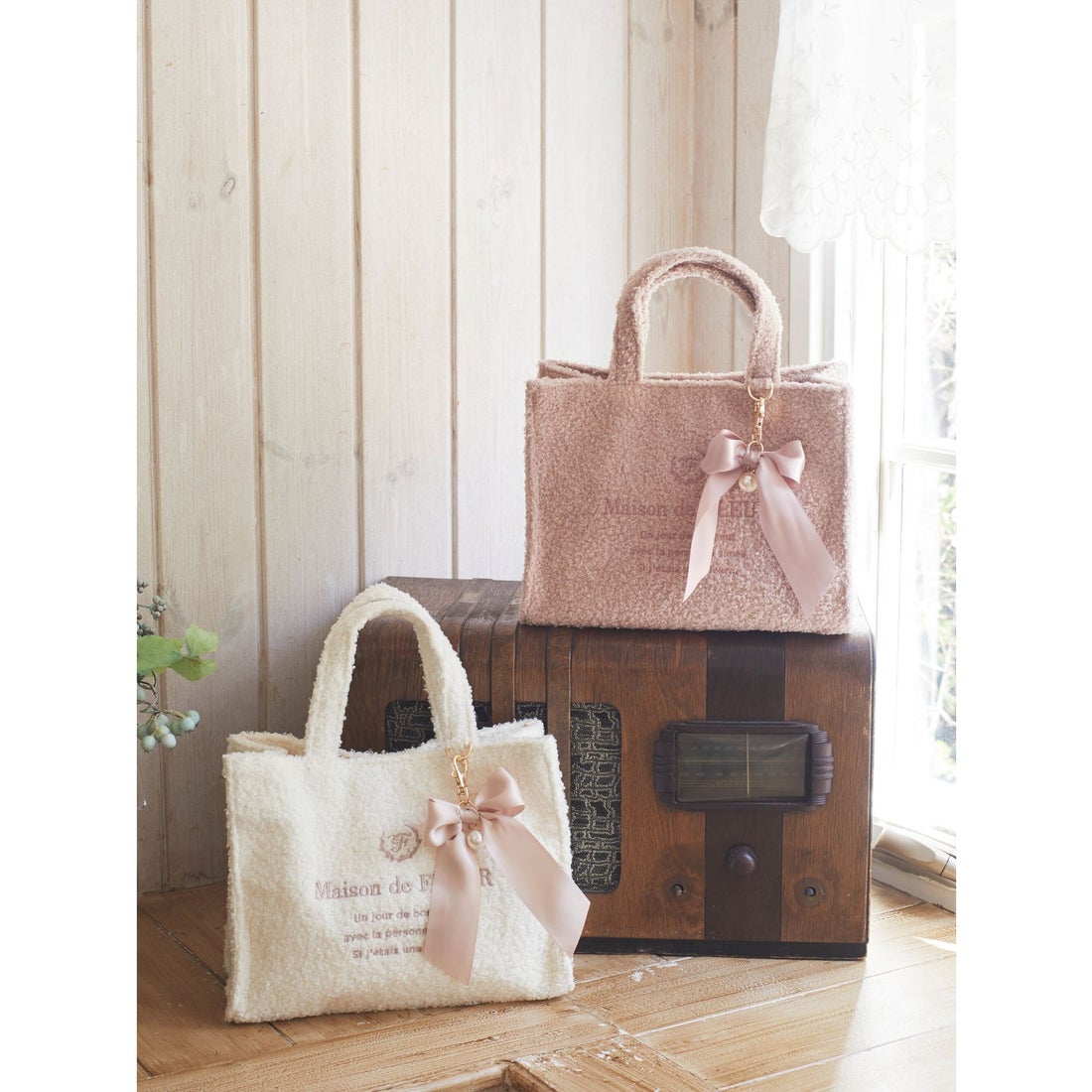 メゾン ド フルール Maison de FLEUR ボアスクエアトートバッグ