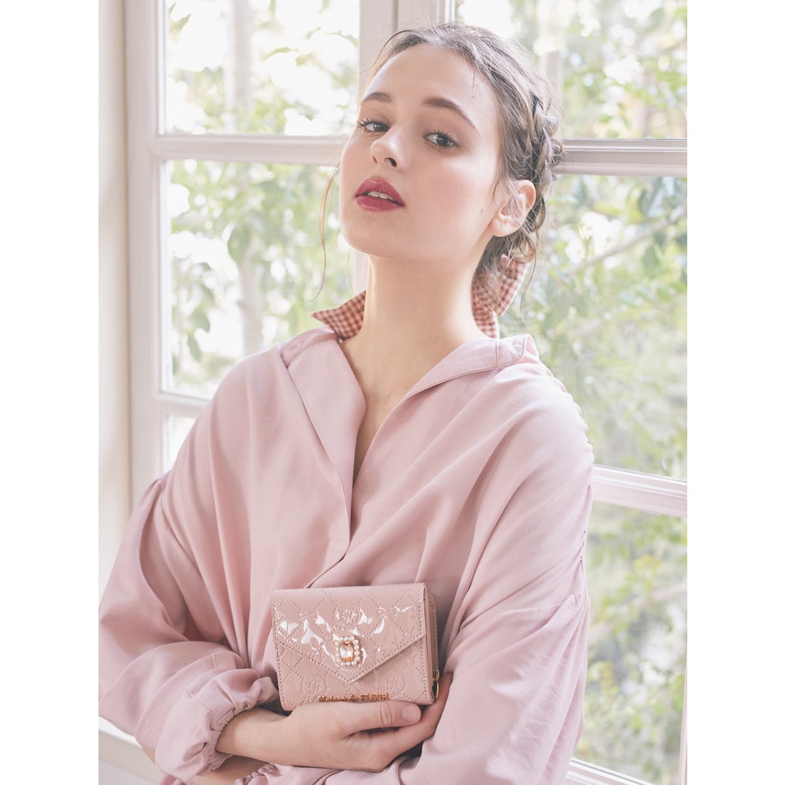 メゾン ド フルール Maison de FLEUR エナメルモノグラムミニ