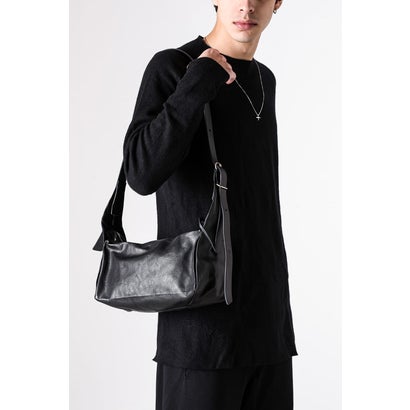 rectangular shoulder bag （Black）｜詳細画像
