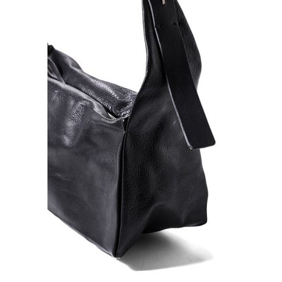 rectangular shoulder bag （Black）｜詳細画像