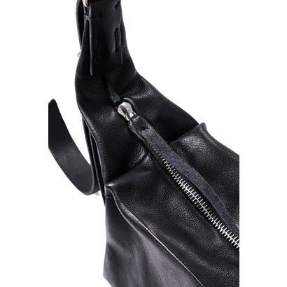 medium rectangular shoulder bag （Black）｜詳細画像