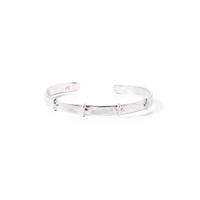 thin silver stitched cross silver bangle （Silver）