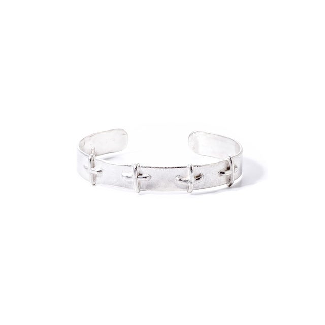 silver stitched cross bracelet （Silver）