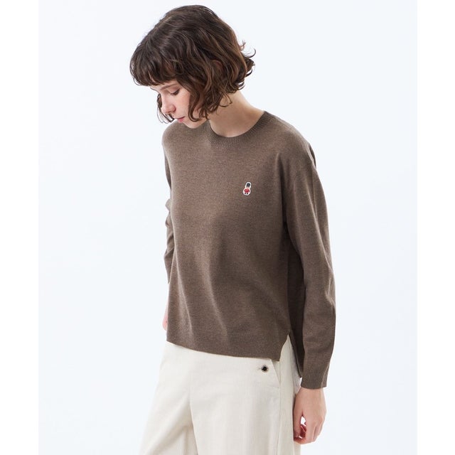 【WEB&一部店舗限定】バッキンガムベア ワッペンクルーネックニット （キャメル）