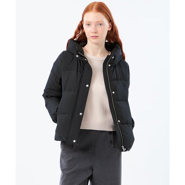 【WEB&一部店舗限定】フーデットショートダウン （ブラック）