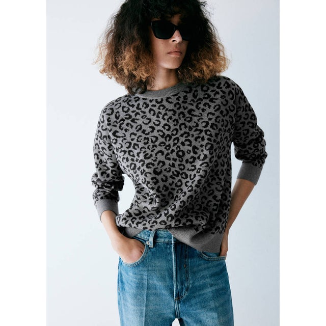 セーター .-- LEOPARD （ミディアムグレー）