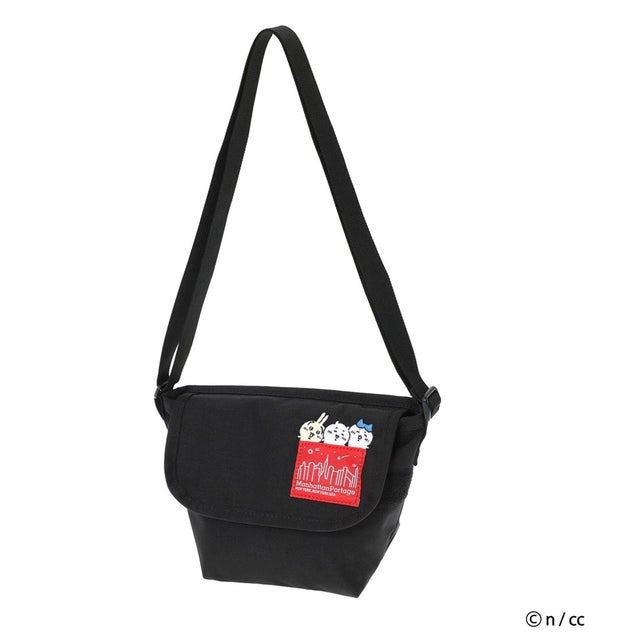 ショルダーバッグ メッセンジャーバッグ ちいかわ NYLON MESSENGER BAG （BK）