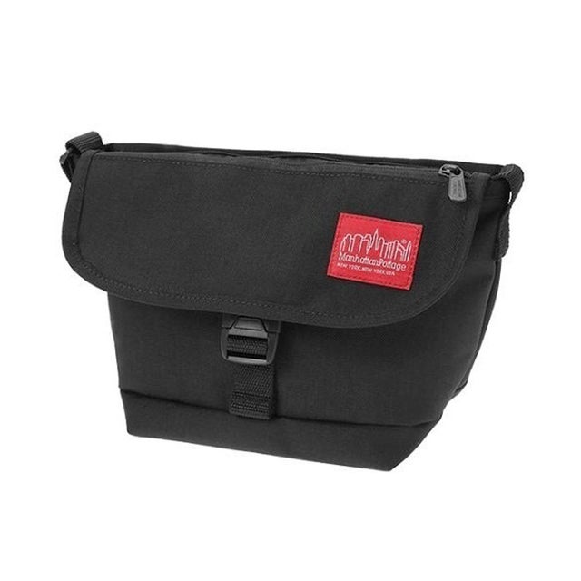 Nylon Messenger Bag Flap Zipper Pocket （BK）