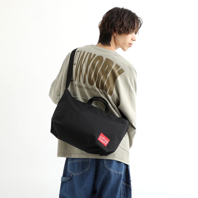 
                    Throwback Shoulder Bag （Black）