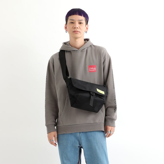 
                    Nylon Messenger Bag Flap Zipper Pocket W.P.L.【オンライン限定】 （Black）