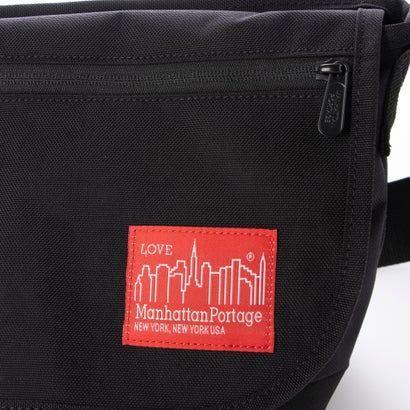 マンハッタンポーテージ Manhattan Portage Nylon Messenger Bag JR Flap Zipper Pocket w/ BE@RBRICK 2023 （Black）｜詳細画像