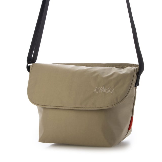 NYLON MESSENGER BAG BP W/DIV MGNT NYLON TUSSAH QUILL （Beige）