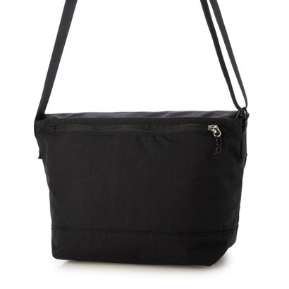 NYLON MESSENGER BAG JR NYLON TUSSAH RIPSTOP NYLON / GERRY （Black）｜詳細画像