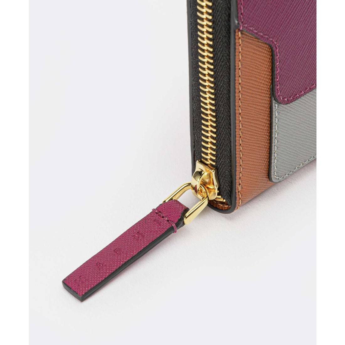 【MARNI】マルニ　長財布　ロングウォレット　ピンク　ボルドー　ホワイト　新品 マルニ MARNI マルニ MARNI PFMOE11U09 LV520 長財布 レディース 財布