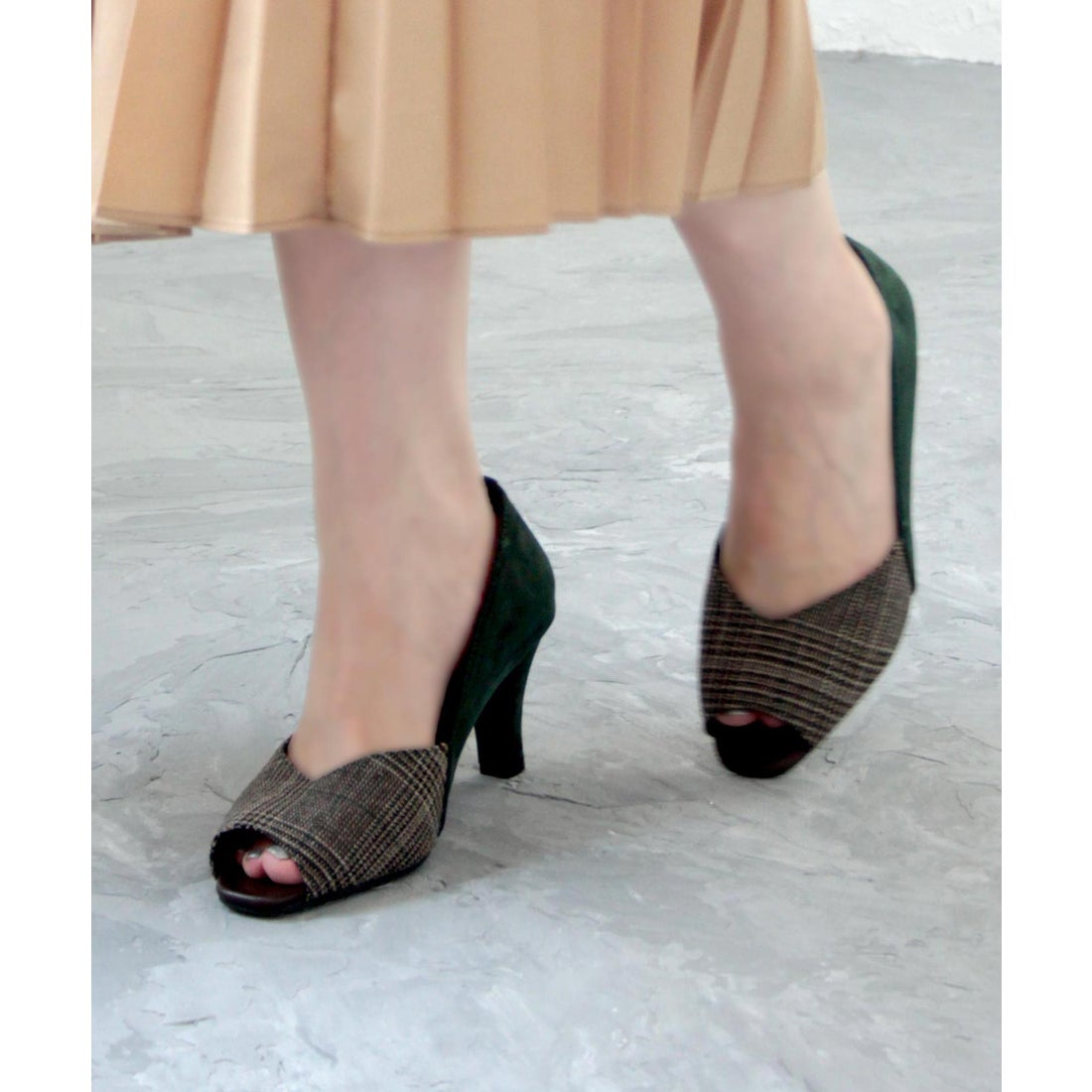 マシュガール masyugirl 4E/幅広ゆったり・大きいサイズの靴 Vカットオープントゥパンプス （グリーンチェック） SOROTTO  -アウトレット通販 ロコレット (LOCOLET)