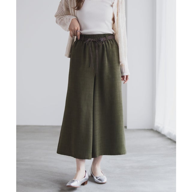 nAvy ベルト付きワイドクロップドパンツ （カーキ）