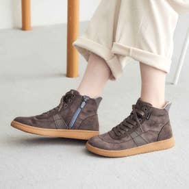 【GORE-TEX】「Recovery Shiatsu Insole」搭載で指圧効果により血行をよくする。ミッドカットスニーカー MWL4009R （グレースエード）