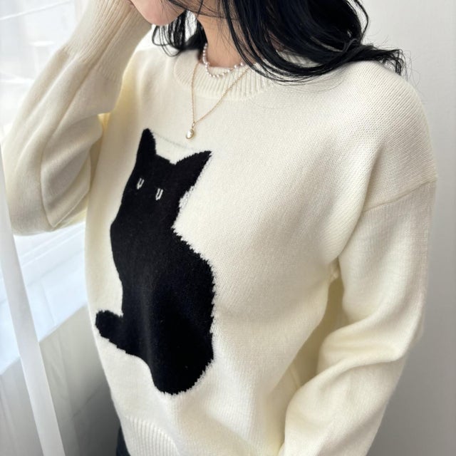 お座り猫のニット （ホワイト）